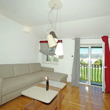 Apartment Jasika *